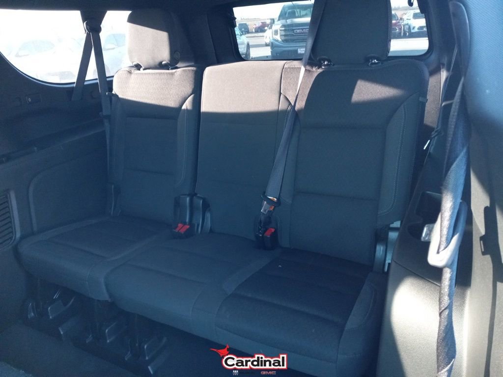 Used 2022 GMC Yukon XL SLE w/ Gmc Pro Safety Plus Package image 24