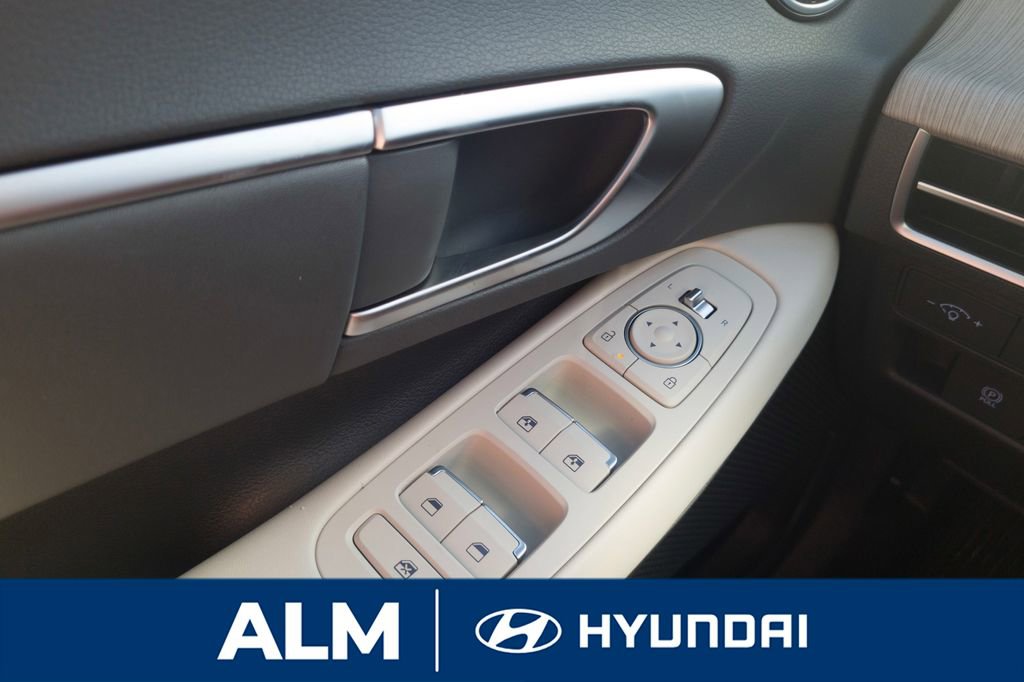 New 2025 Hyundai Sonata SEL FWD image 31