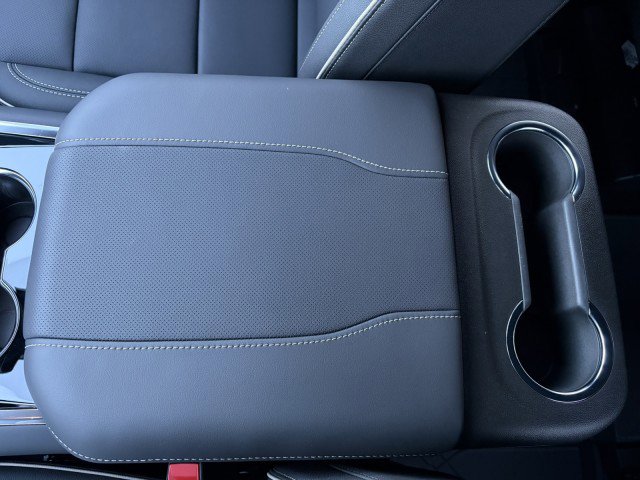 New 2026 Chevrolet Suburban Premier w/ Sun And Tow Package image 26