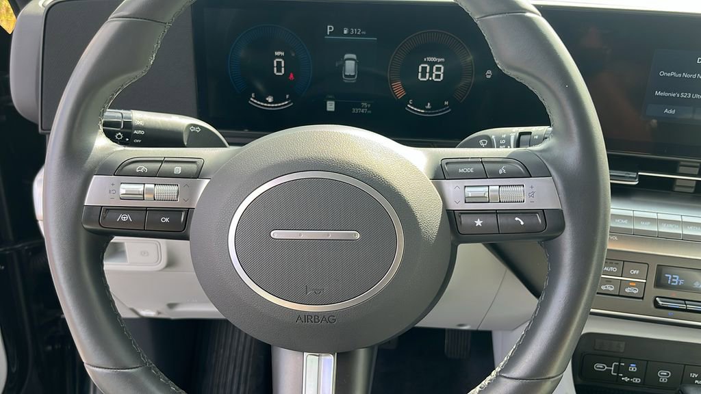 Used 2025 Hyundai Kona SEL image 25