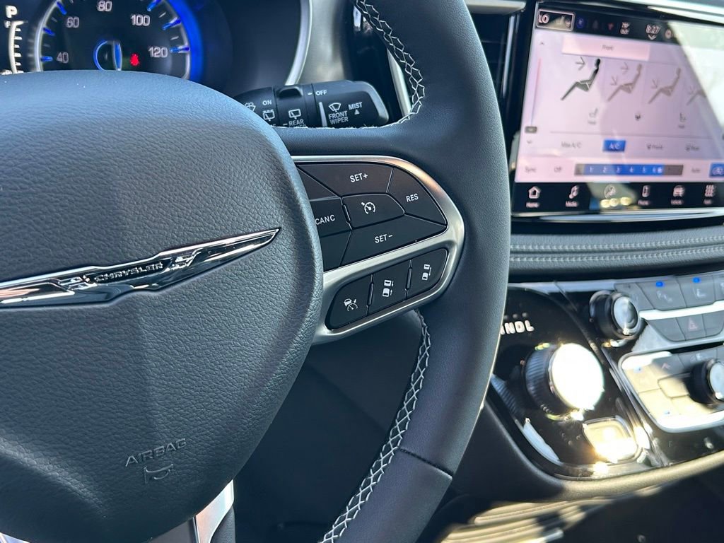 New 2026 Chrysler Pacifica Select image 33