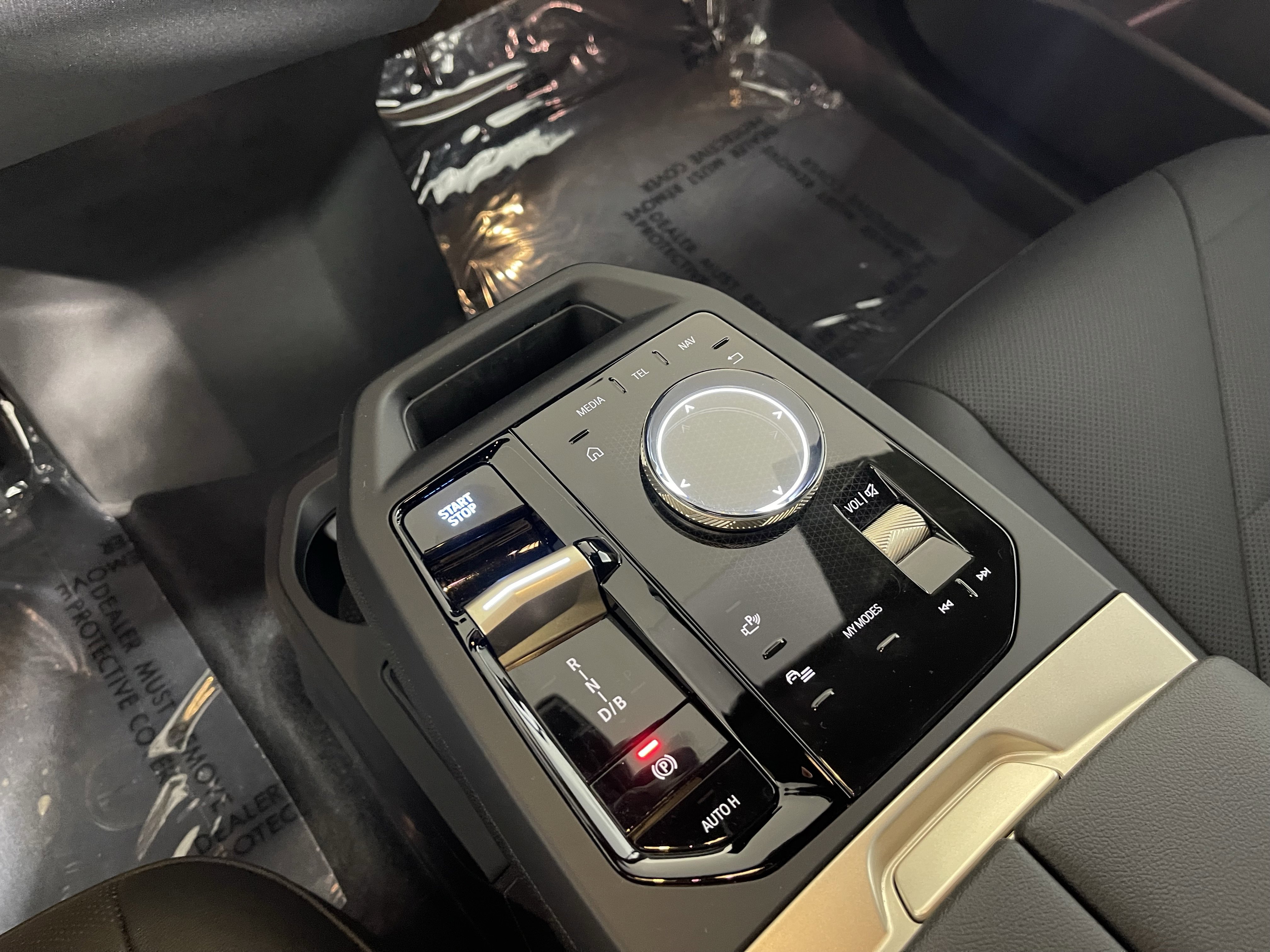 Certified 2025 BMW iX xDrive50 image 14