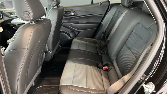 New 2026 Chevrolet Trax LT w/ Driver Confidence Package FWD image 15