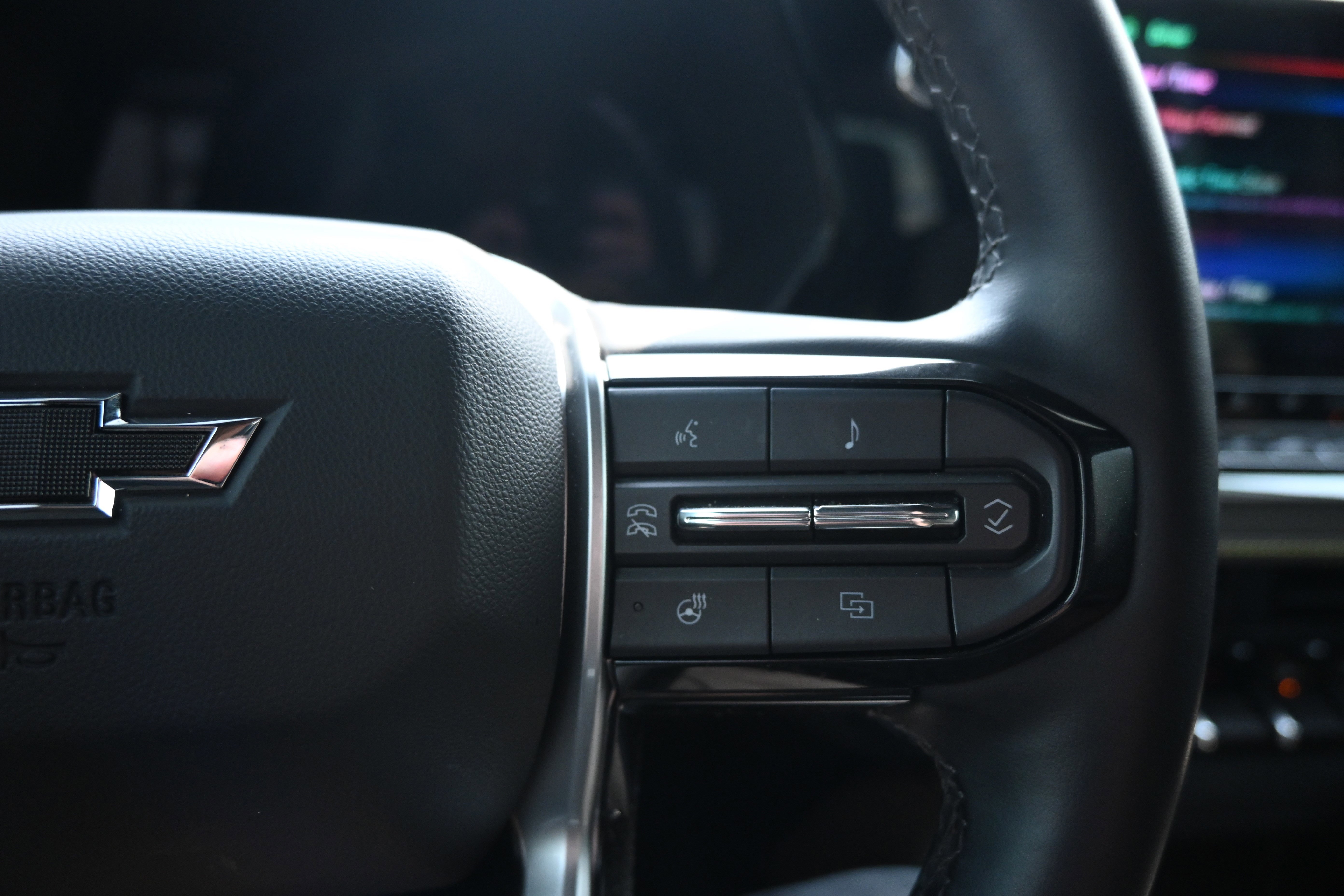 Used 2025 Chevrolet Colorado ZR2 w/ Technology Package image 31