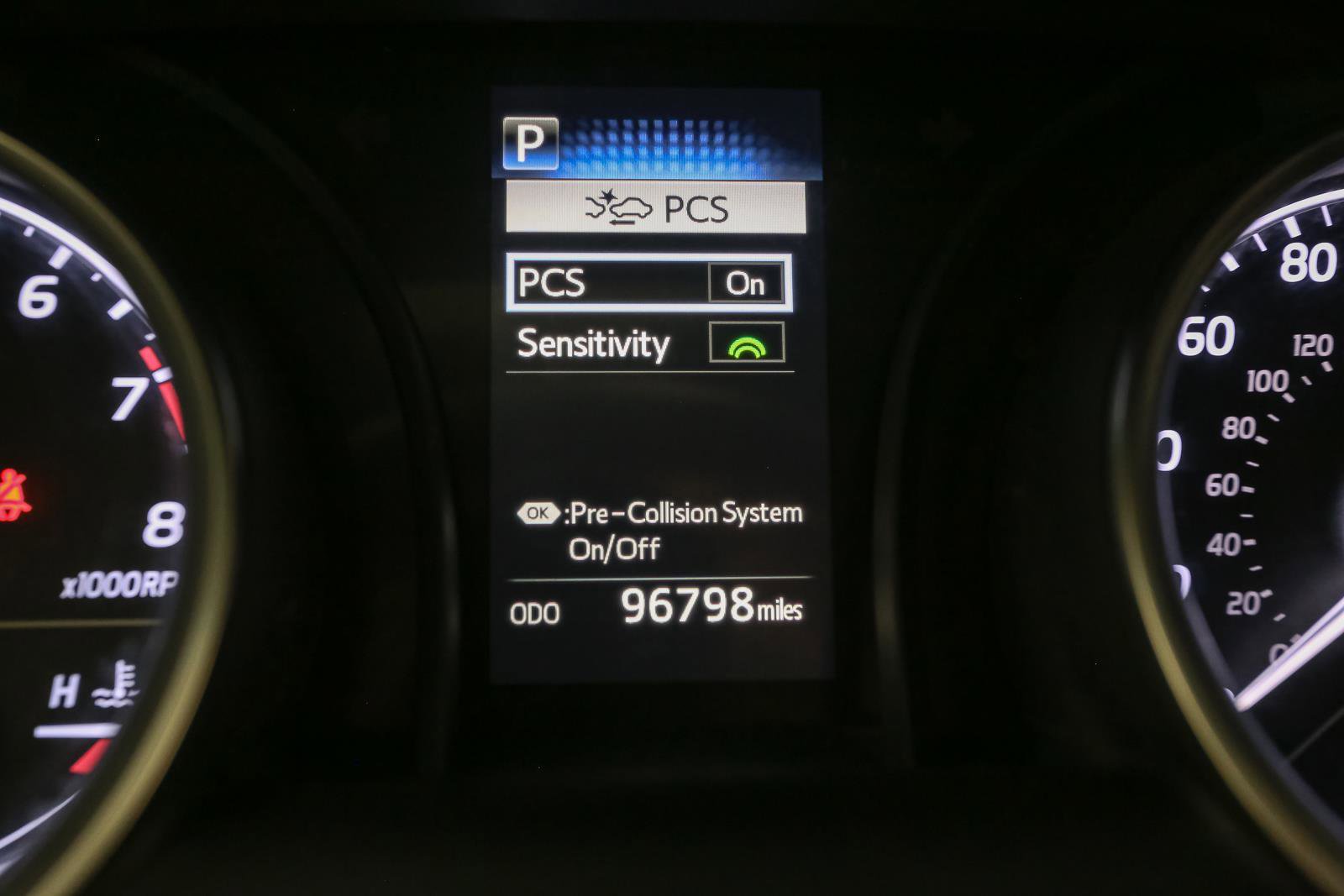 Used 2018 Toyota Camry SE image 37