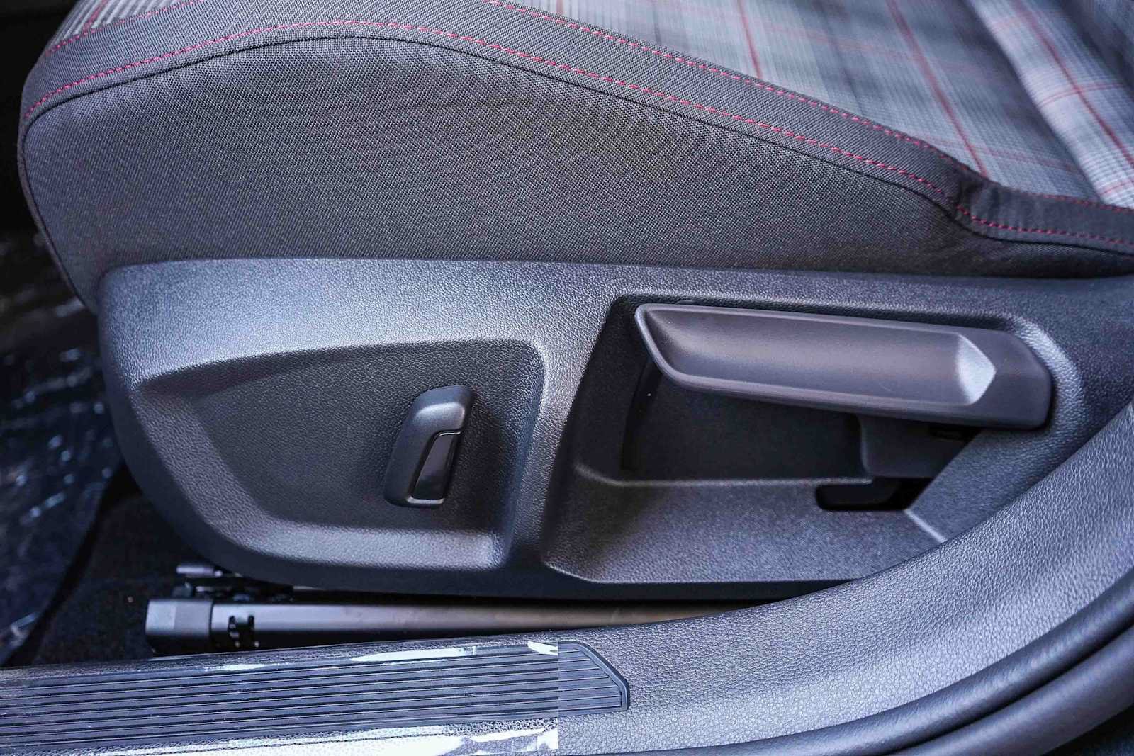 New 2026 Volkswagen GTI S FWD image 22