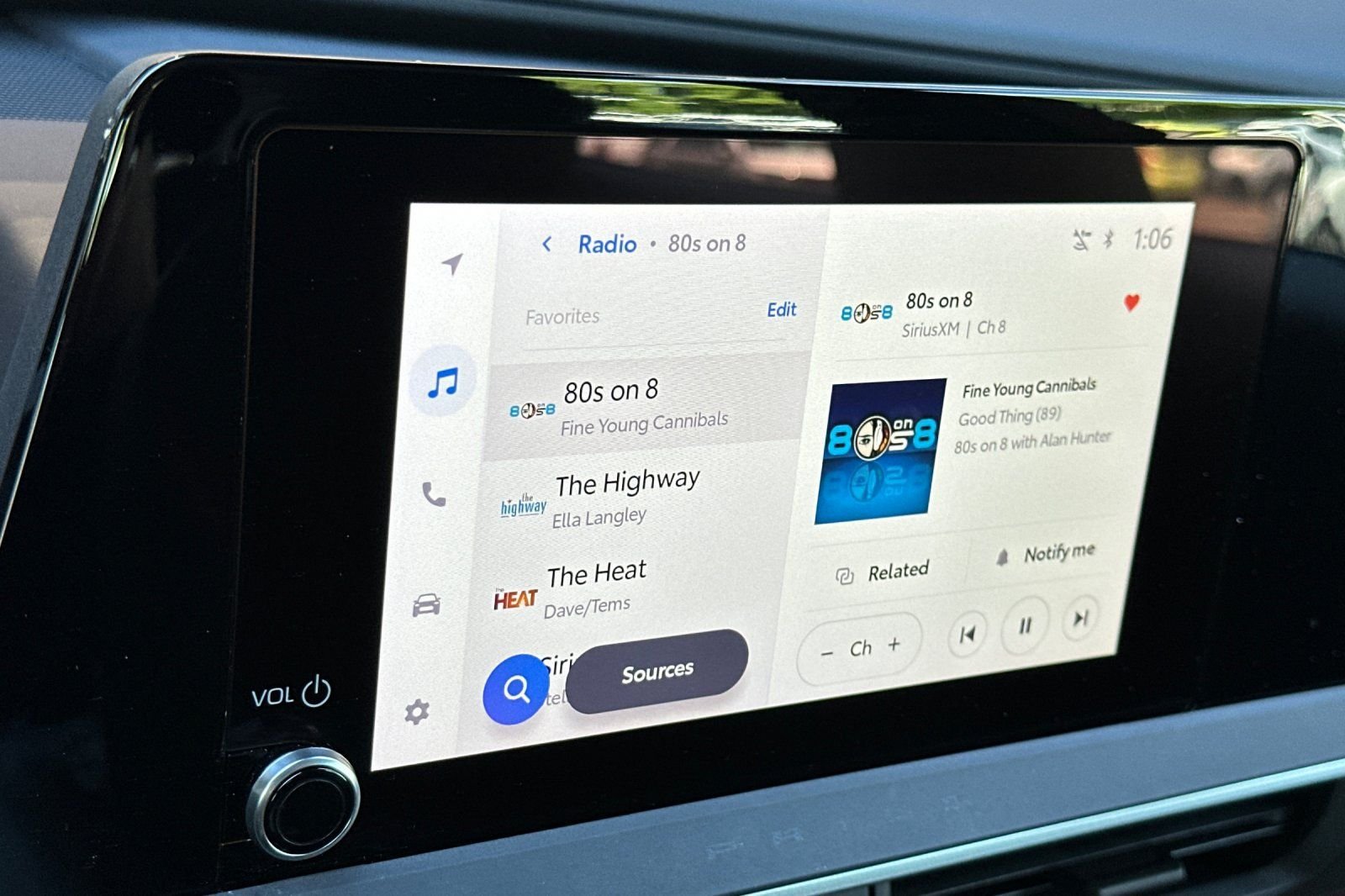 Used 2024 Toyota Prius Prime FWD image 20