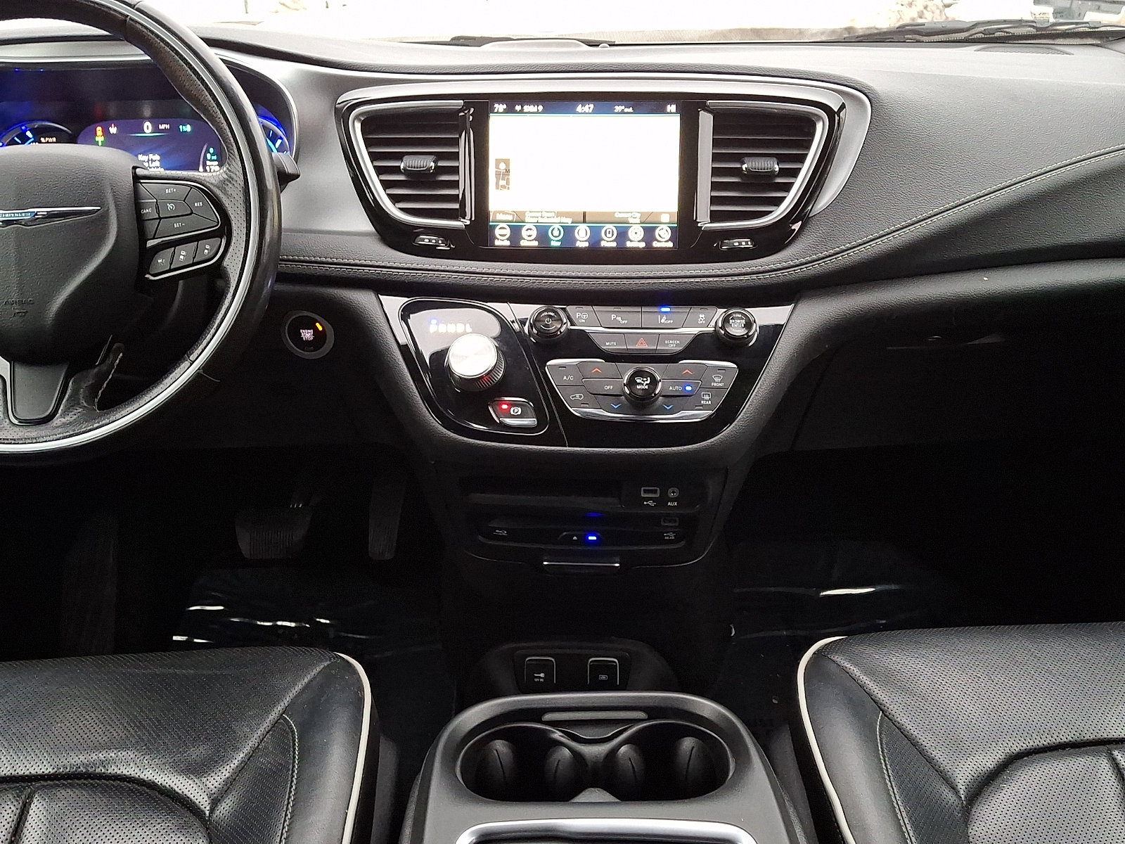 Used 2019 Chrysler Pacifica Limited w/ Advanced Safetytec Group image 15