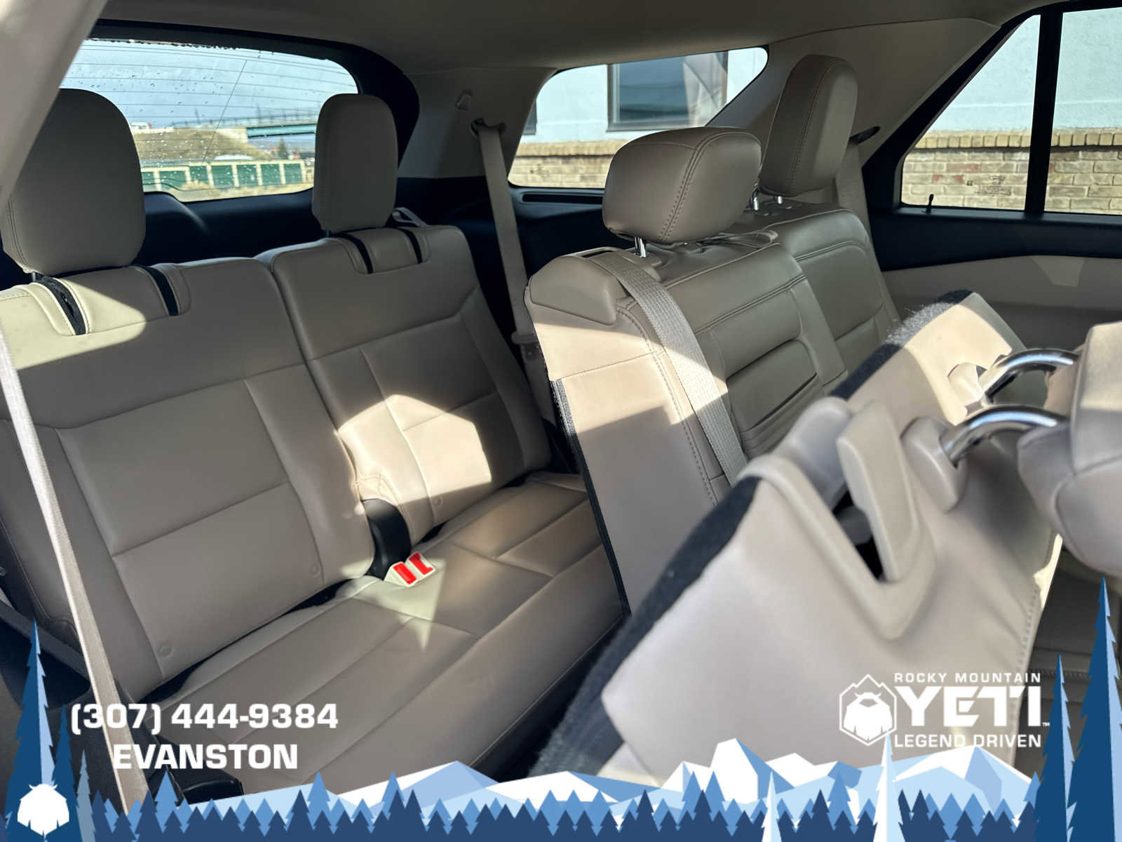 Used 2022 Ford Explorer XLT w/ Equipment Group 202A image 19