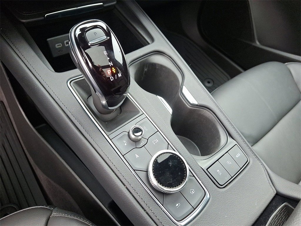 Used 2025 Cadillac XT4 Premium Luxury w/ Cold Weather Package image 16