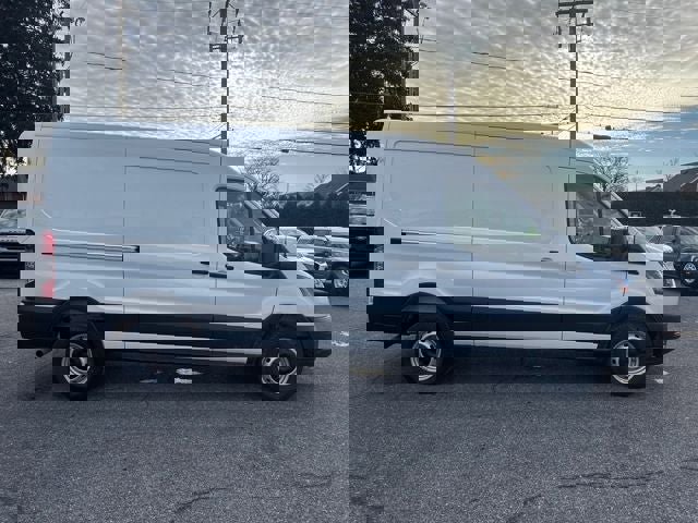New 2026 Ford Transit 250 148 Medium Roof w/ Load Area Protection Package image 6