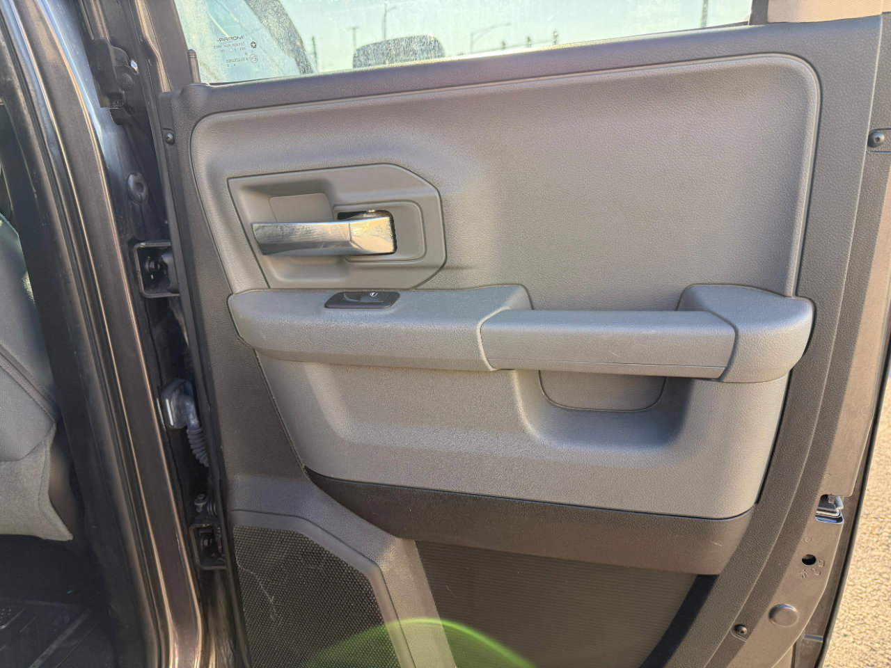 Used 2016 RAM 1500 Classic SLT image 27