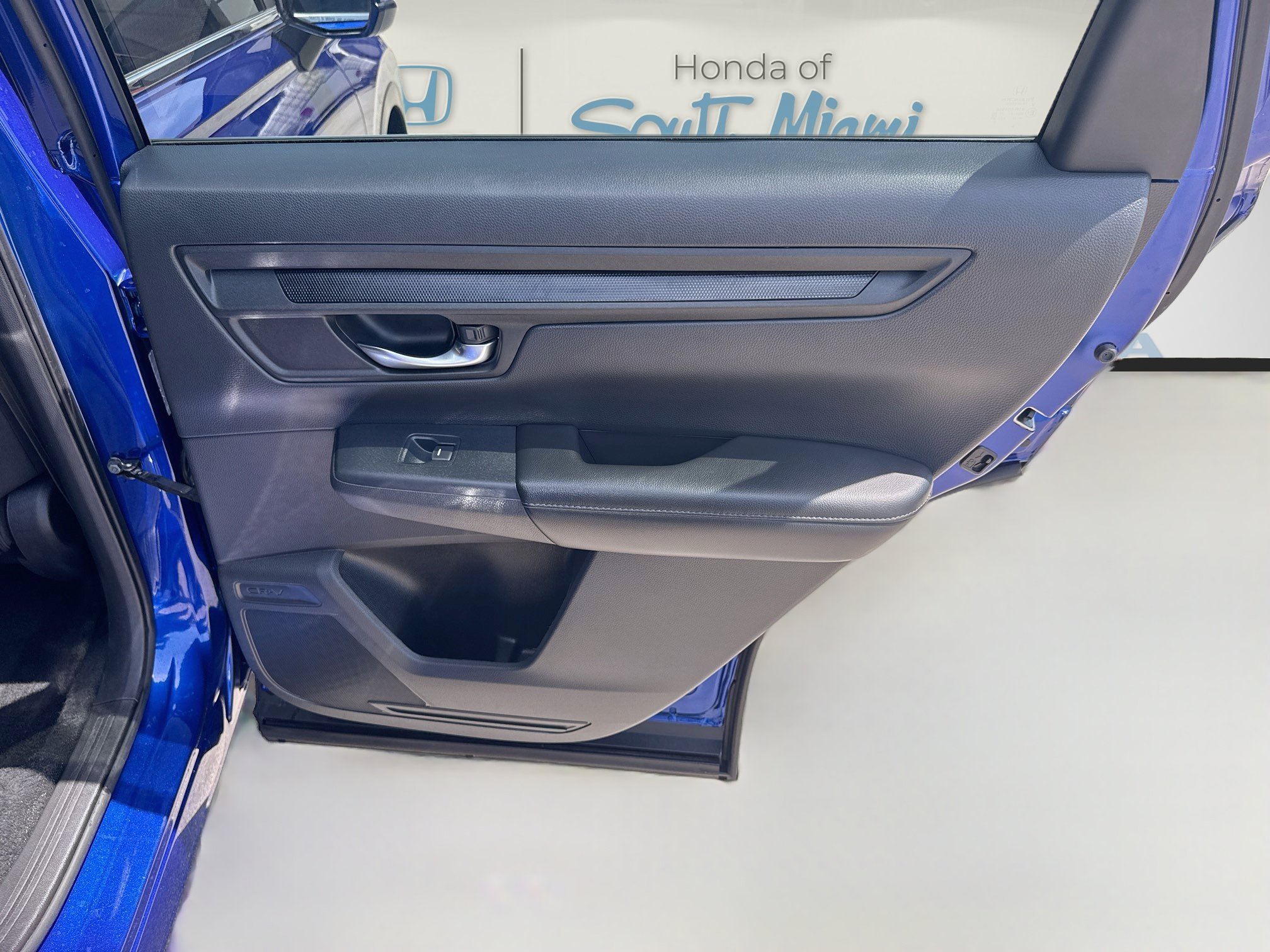 Certified 2025 Honda CR-V LX image 30