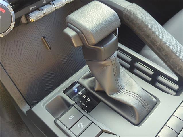 Used 2025 Toyota Tacoma SR5 image 21