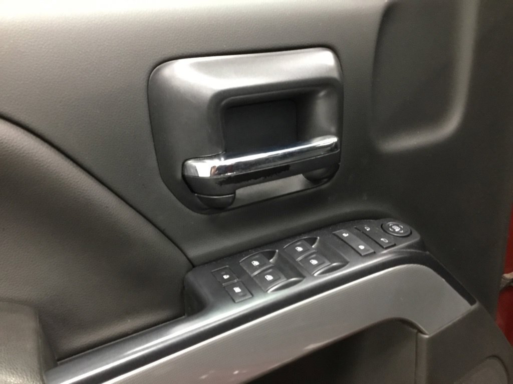 Used 2018 Chevrolet Silverado 1500 LT w/ All Star Edition AWD/4WD image 6
