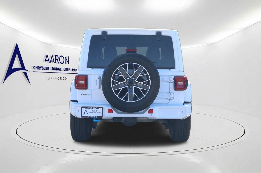 Used 2024 Jeep Wrangler High Altitude AWD/4WD image 5