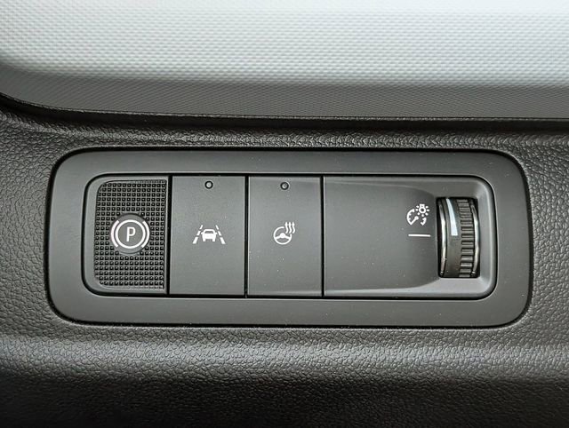 New 2027 Chevrolet Bolt LT w/ Comfort Package FWD image 24