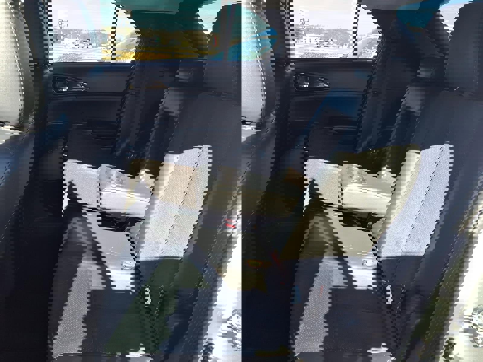 Used 2025 Mitsubishi Eclipse Cross SE image 17