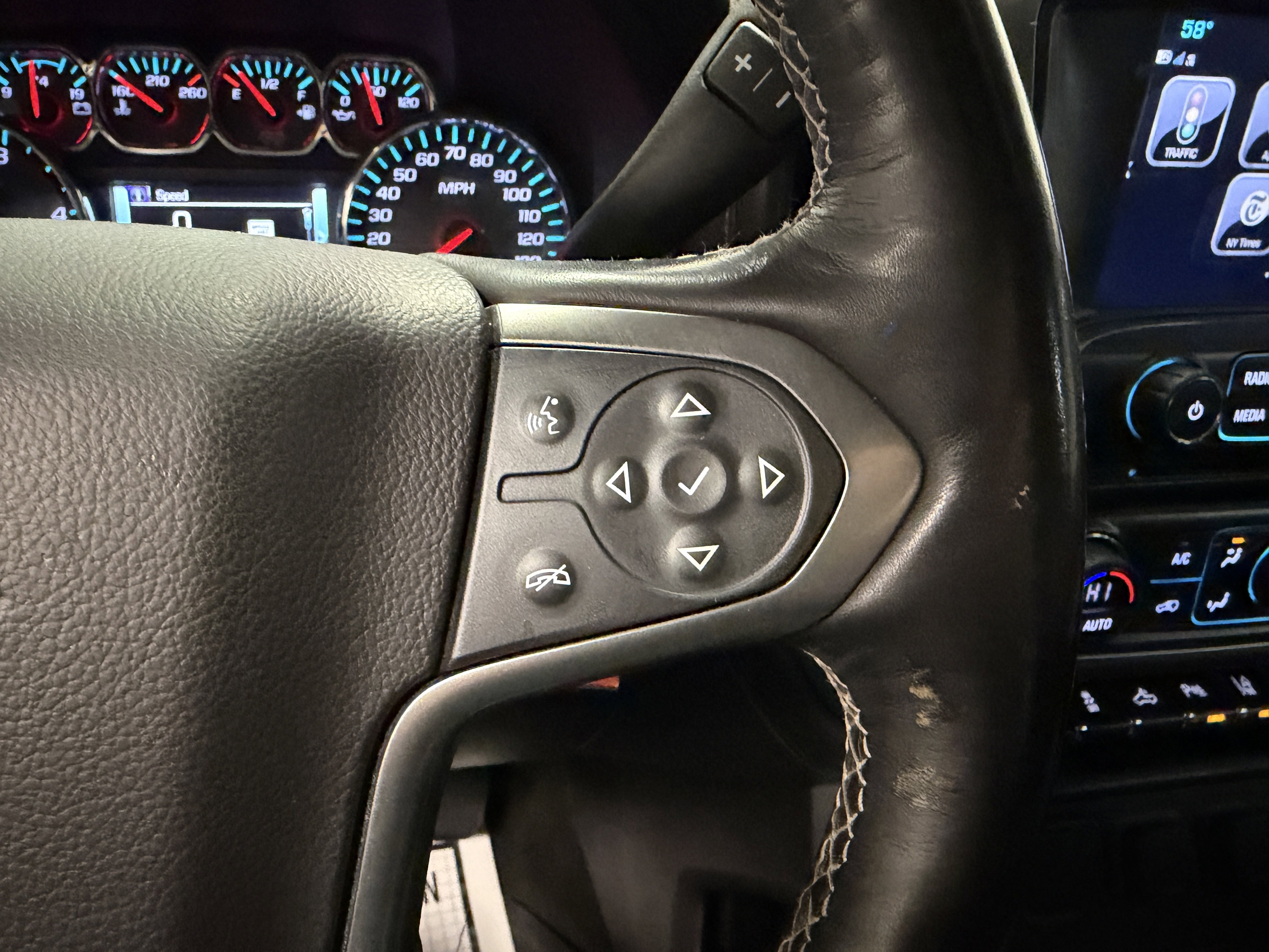 Used 2018 Chevrolet Silverado 2500 LTZ w/ Duramax Plus Package image 17