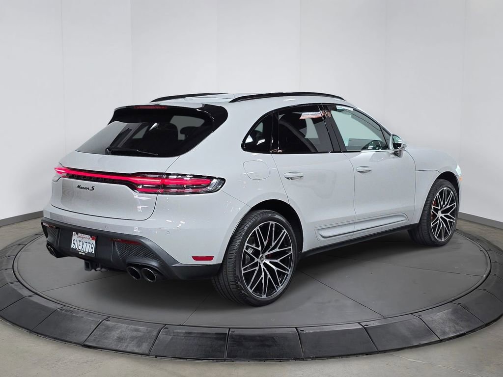 Certified 2025 Porsche Macan S AWD/4WD image 7