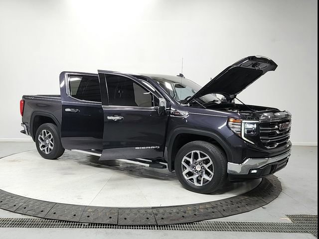 Used 2023 GMC Sierra 1500 SLT w/ SLT Premium Package image 9