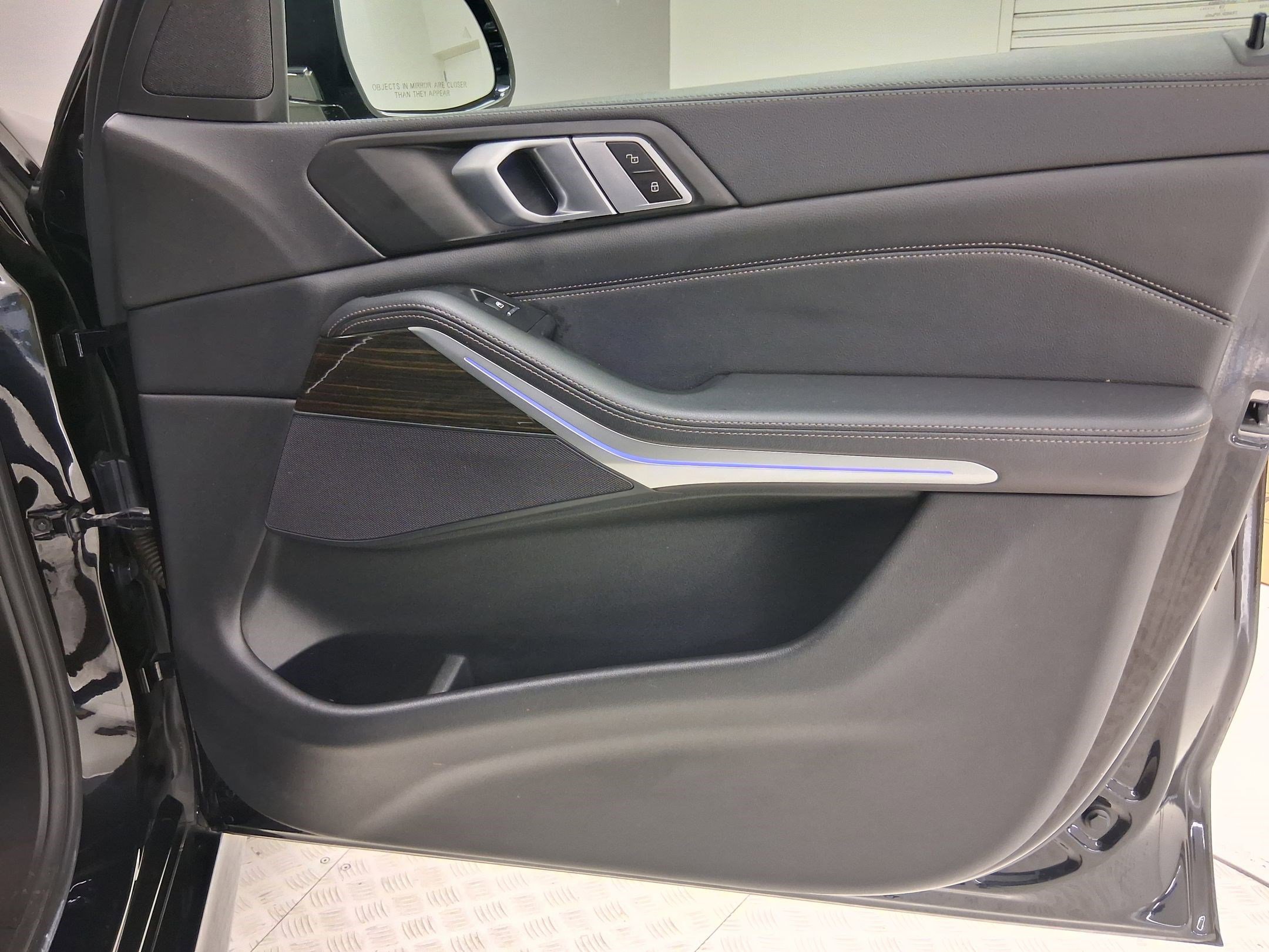Used 2020 BMW X5 sDrive40i w/ M Sport Package RWD image 35