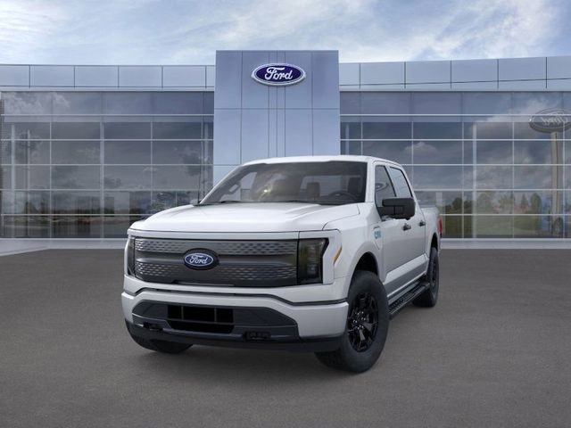 New 2025 Ford F150 Lightning XLT image 2