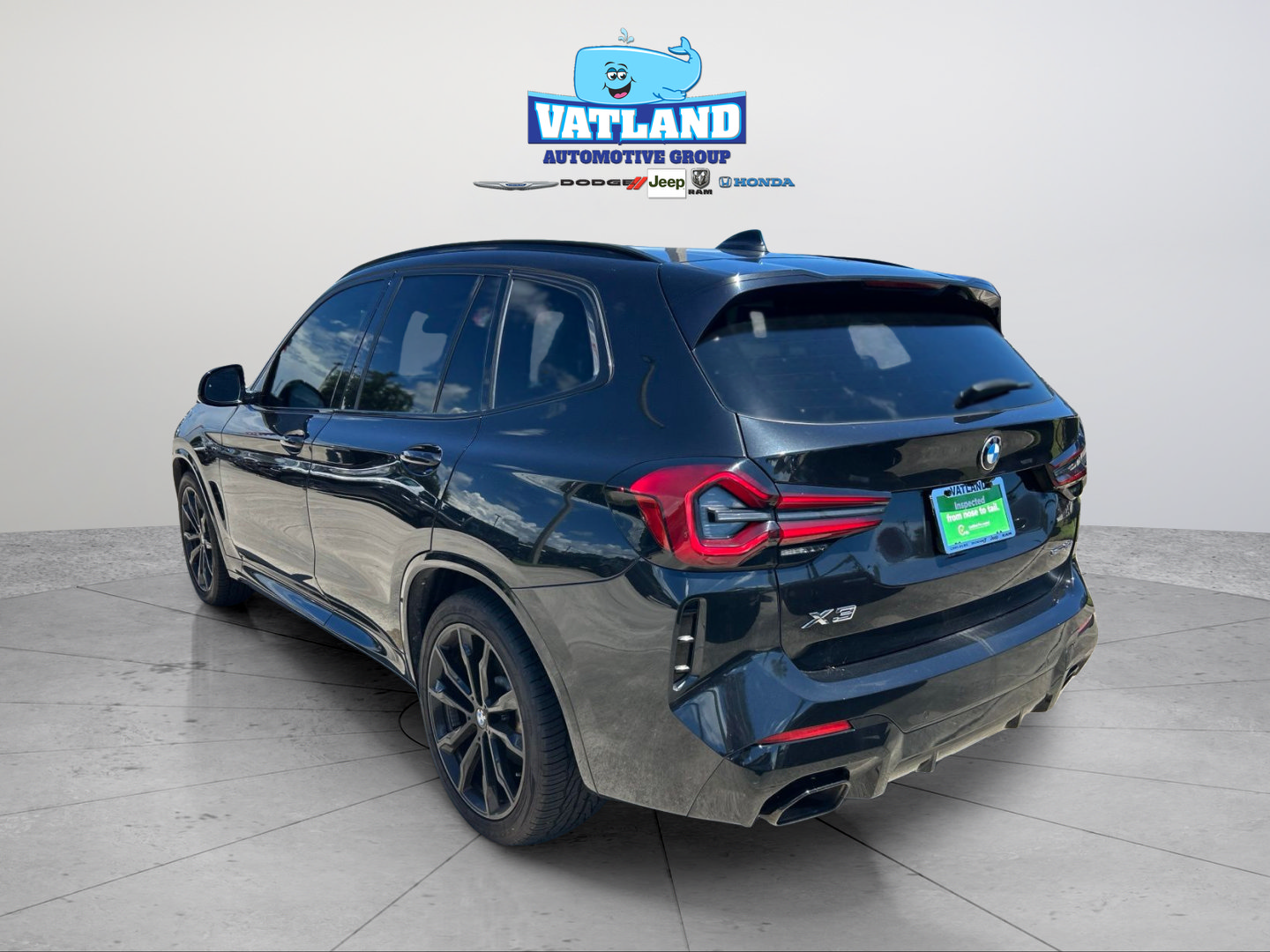 Used 2022 BMW X3 sDrive30i w/ M Sport Package RWD image 3