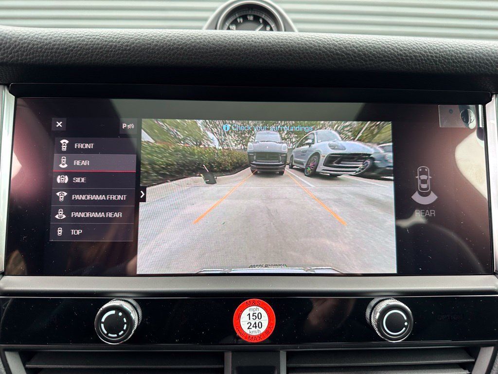 Used 2026 Porsche Macan S AWD/4WD image 34