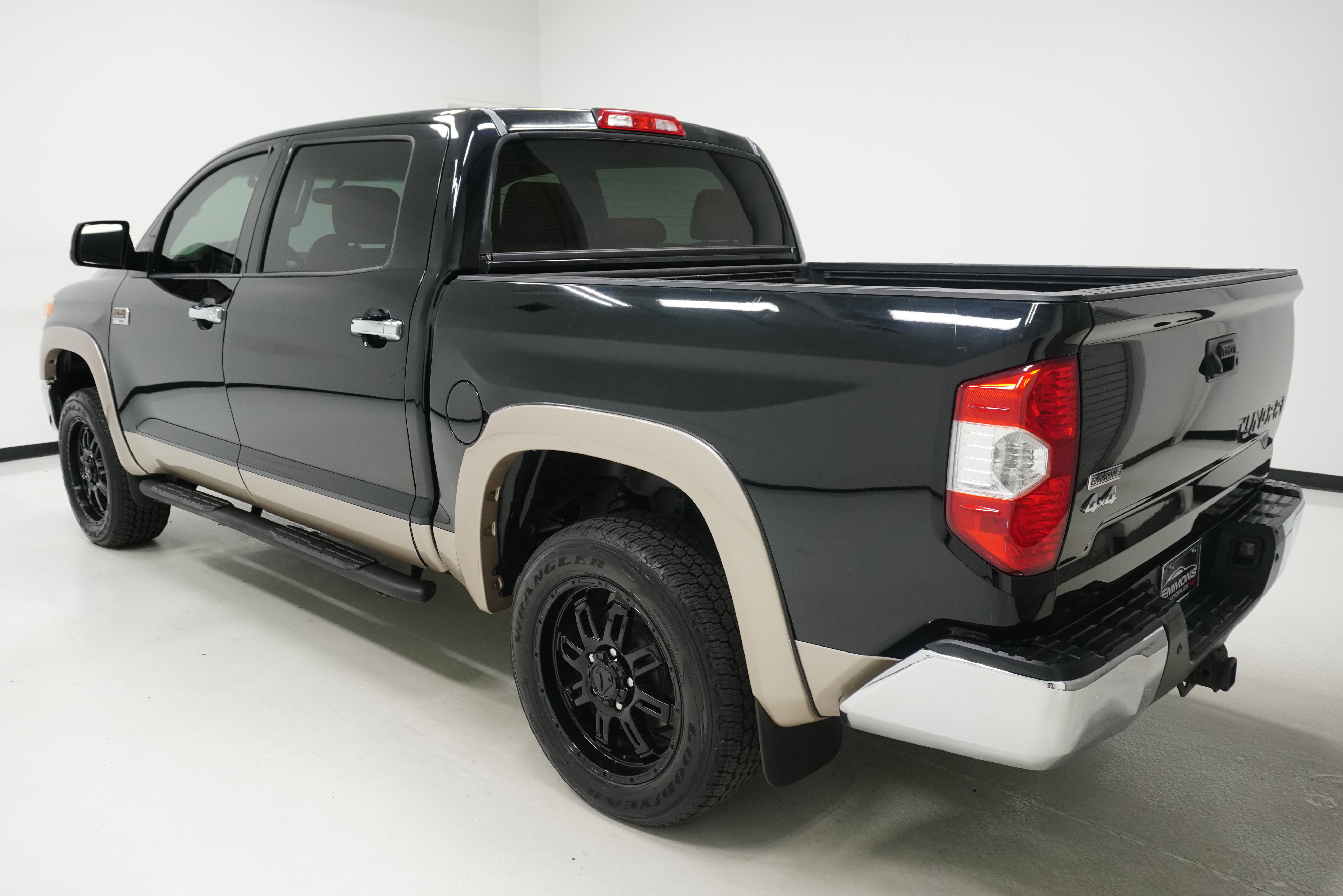 Used 2015 Toyota Tundra 1794 Edition AWD/4WD image 5