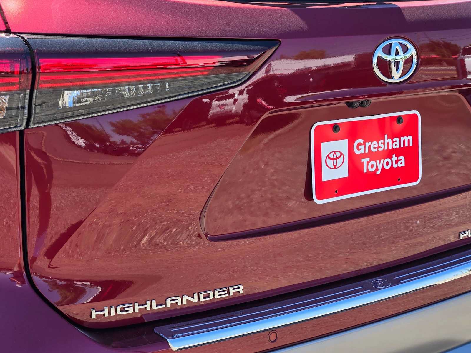 New 2026 Toyota Highlander Platinum AWD/4WD image 16