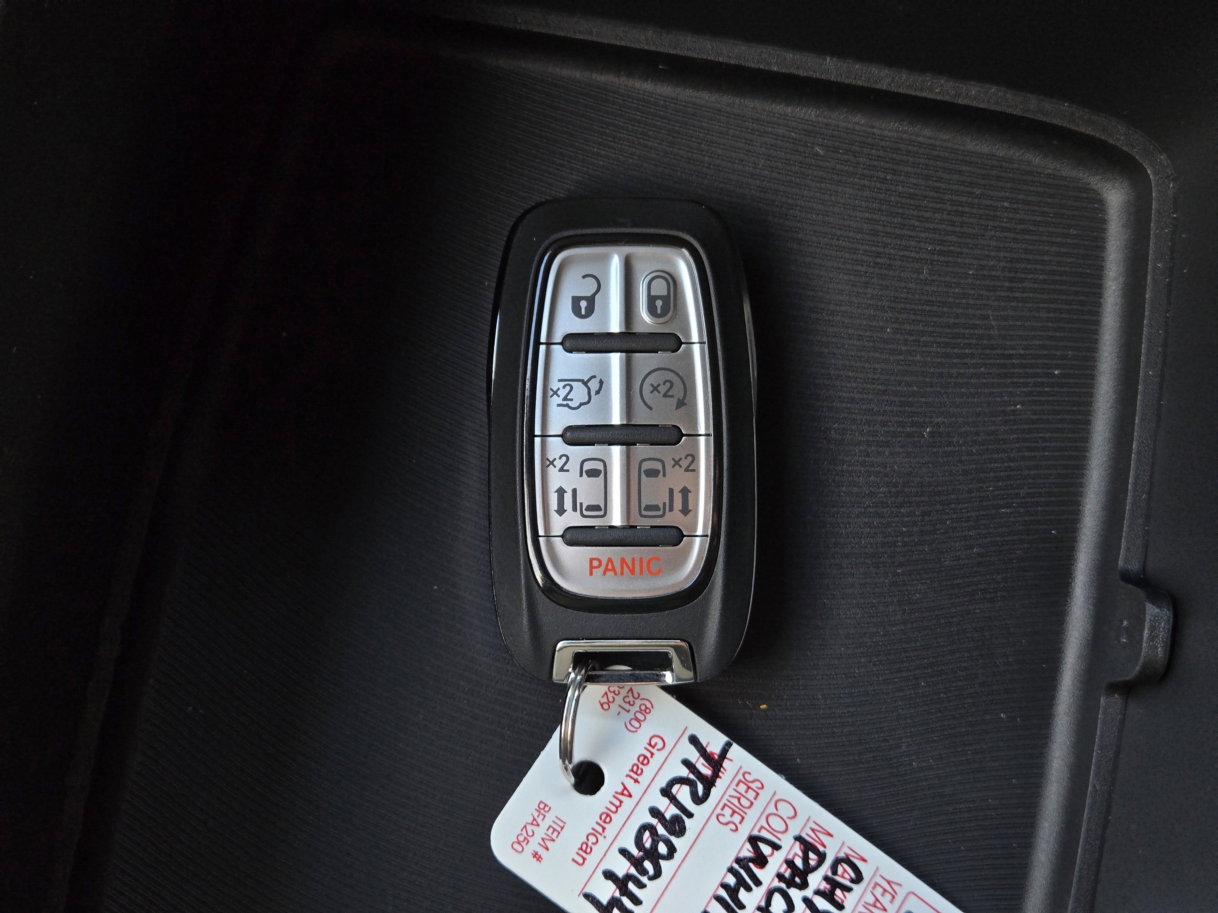 New 2026 Chrysler Pacifica Select w/ S Appearance Package image 20