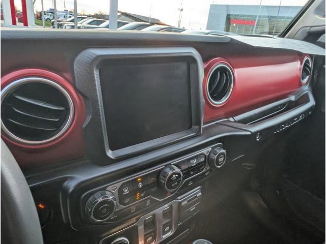 Used 2023 Jeep Wrangler Rubicon w/ Cold Weather Group image 17