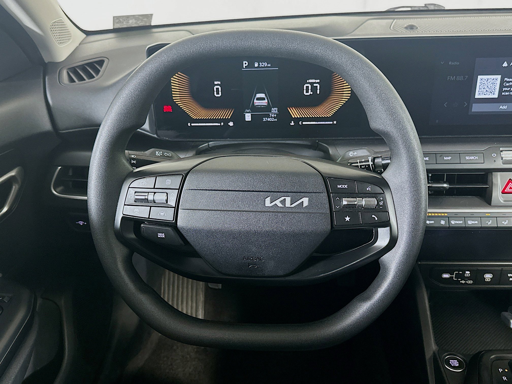 Used 2025 Kia K4 LXS image 18