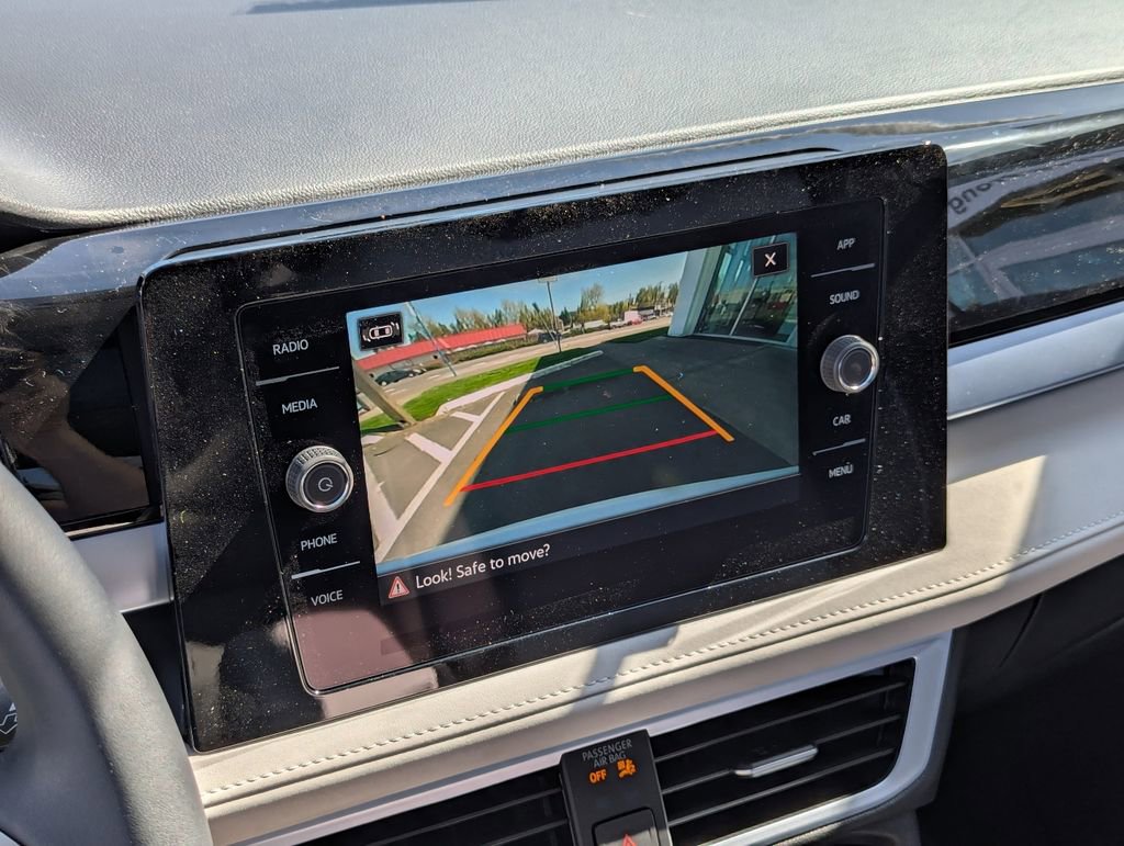 New 2026 Volkswagen Taos SE AWD/4WD image 18