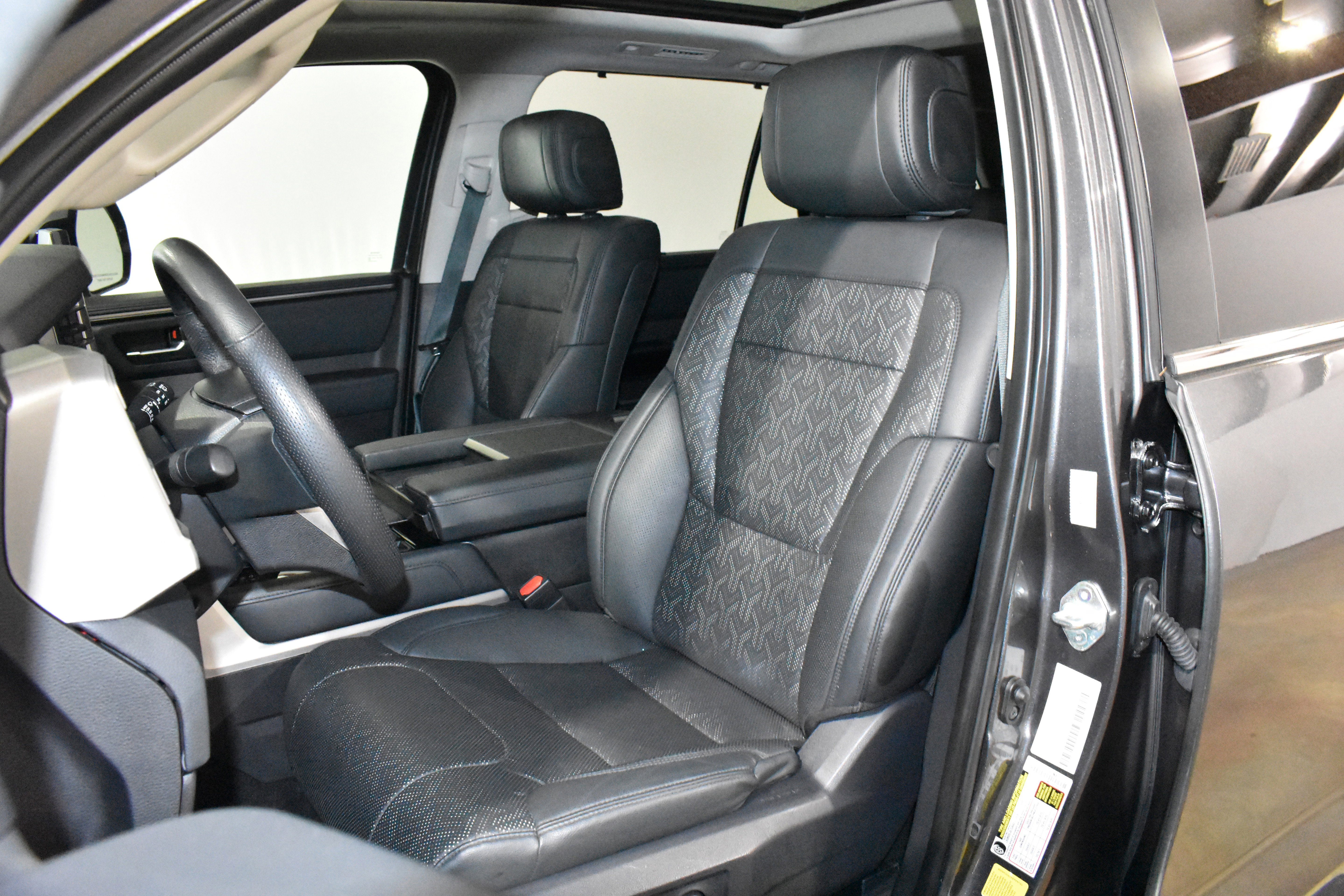 Used 2024 Toyota Sequoia 4WD image 26