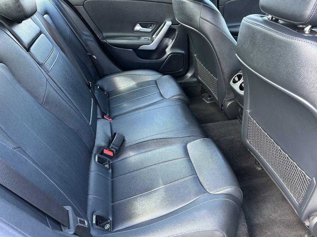 Used 2025 Mercedes-Benz CLA 250 image 11