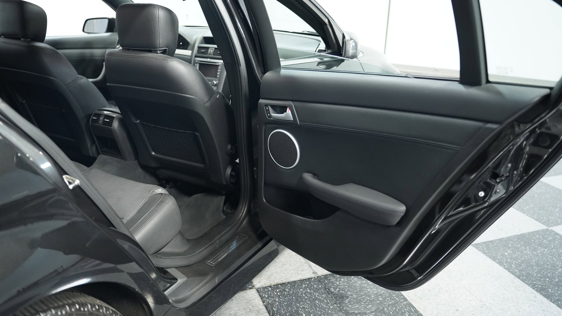 Used 2009 Pontiac G8 w/ Premium Package image 40