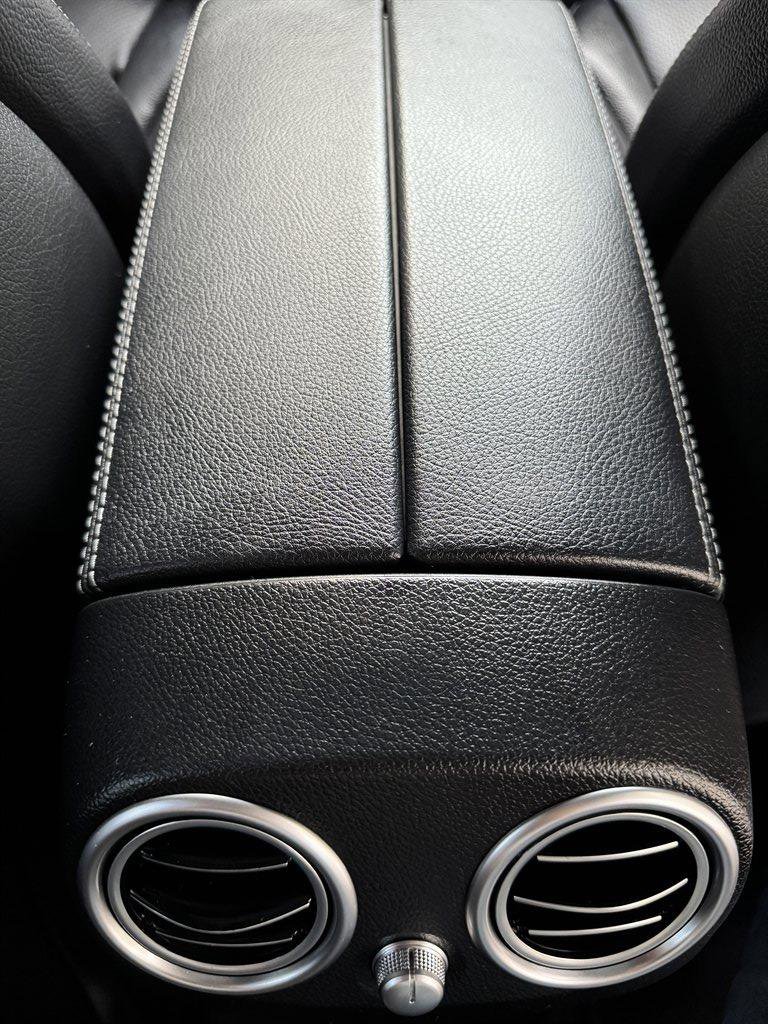 Used 2021 Mercedes-Benz GLC 300 4MATIC w/ AMG Line image 82