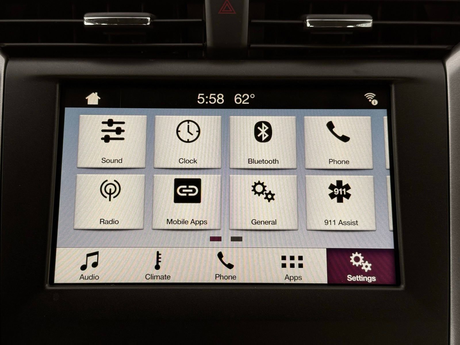 Used 2018 Ford Fusion Energi SE image 38