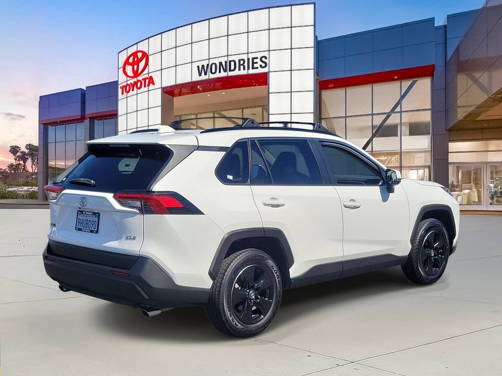 Used 2019 Toyota RAV4 XLE w/ Convenience Package FWD image 7