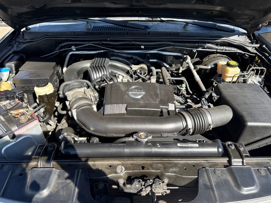 Used 2013 Nissan Xterra S image 17