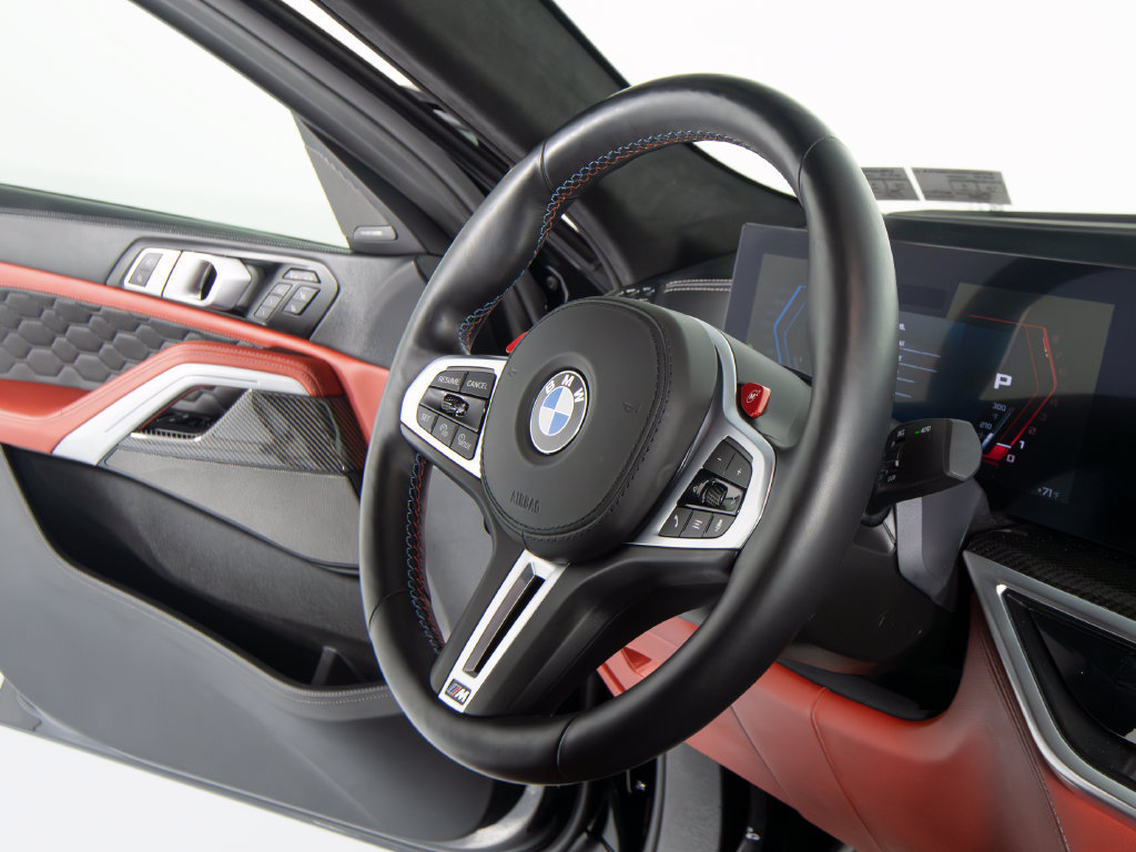 Used 2025 BMW X6 M Competition w/ Executive Package AWD/4WD image 38