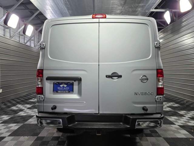Used 2017 Nissan NV 3500 SL w/ Technology Package image 6