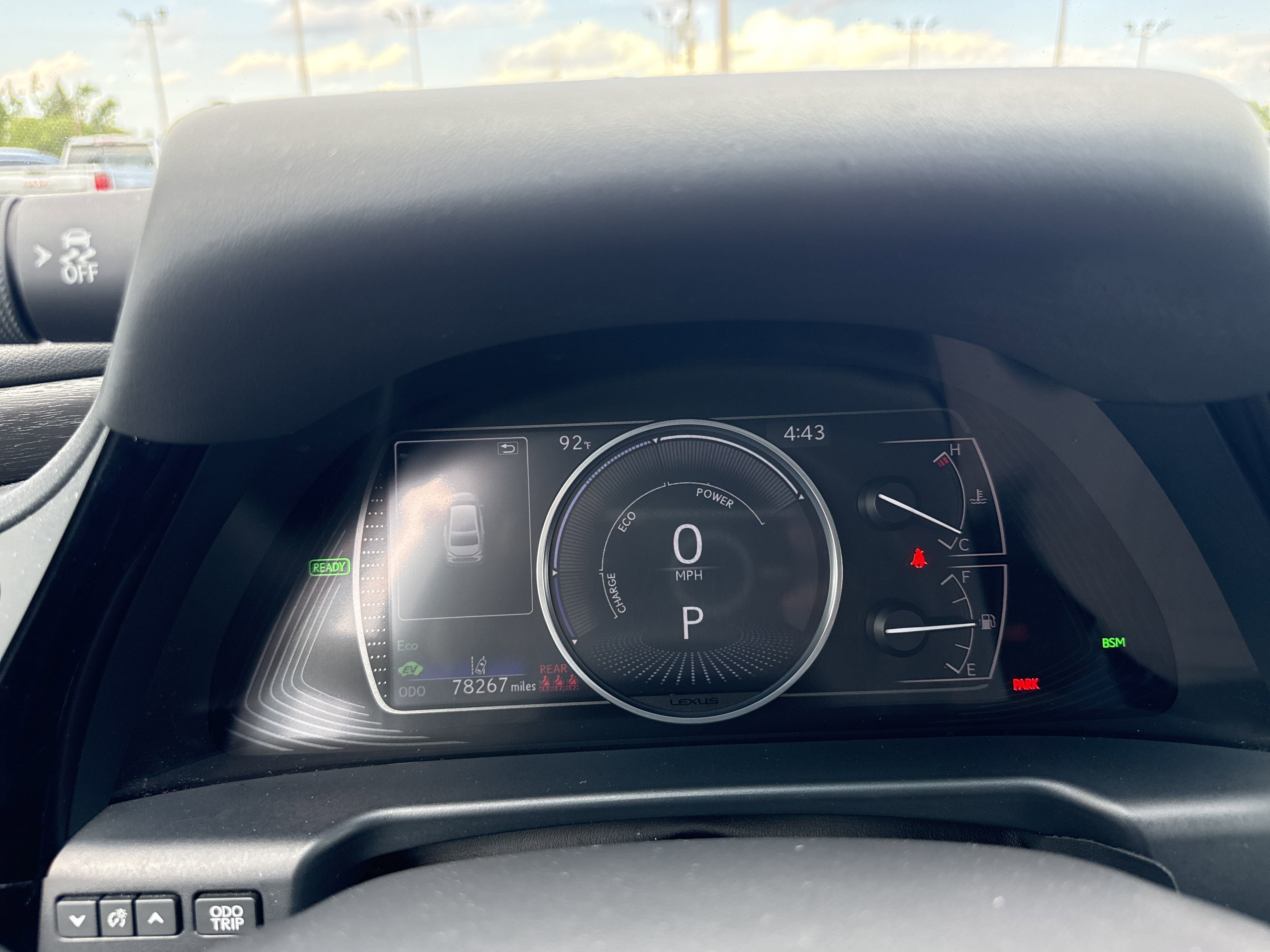 Used 2022 Lexus ES 300h w/ Premium Package image 12