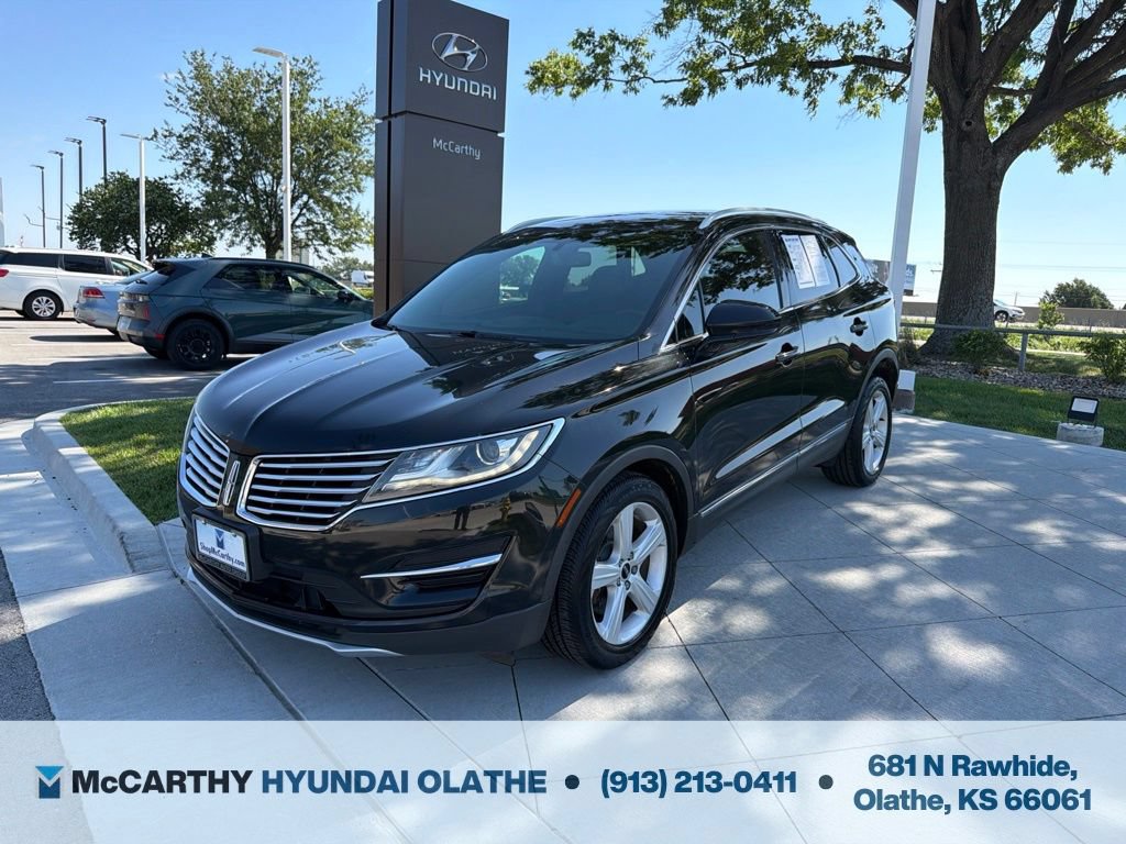 Used 2015 Lincoln MKC FWD image 1