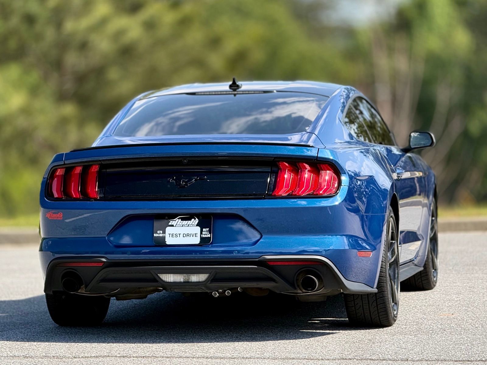 Used 2022 Ford Mustang Coupe w/ Equipment Group 101A RWD image 7