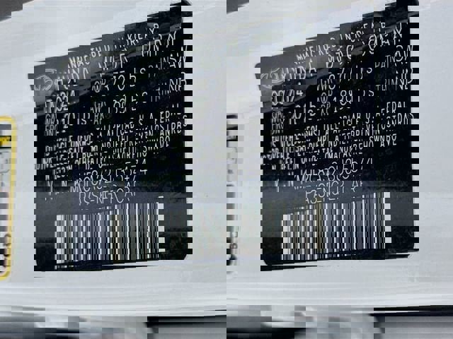 Used 2025 Hyundai Venue SEL image 30