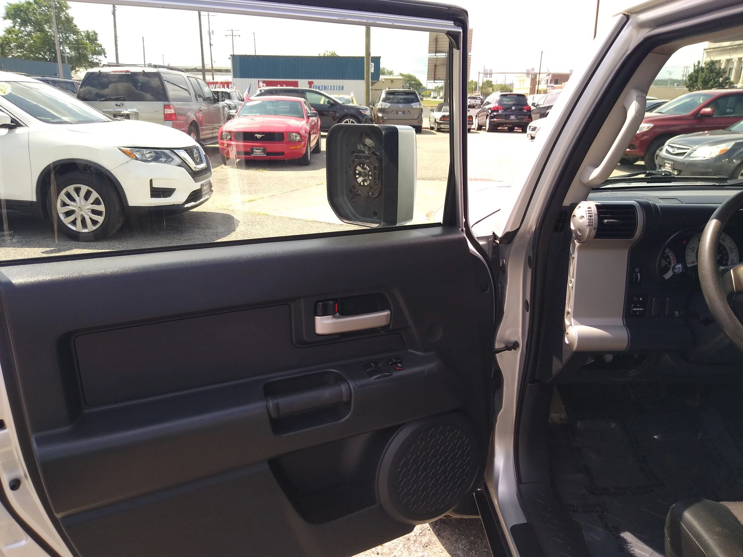 Used 2008 Toyota FJ Cruiser 2WD image 13