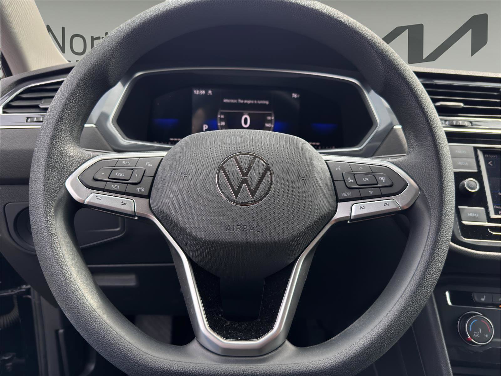 Used 2022 Volkswagen Tiguan S image 11